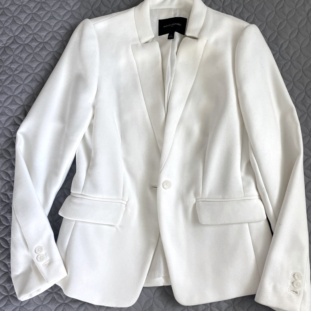 Winter White Blazer Banana Republic